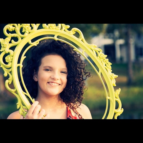 Meet your Posher, Ella - Picture 1 of 1